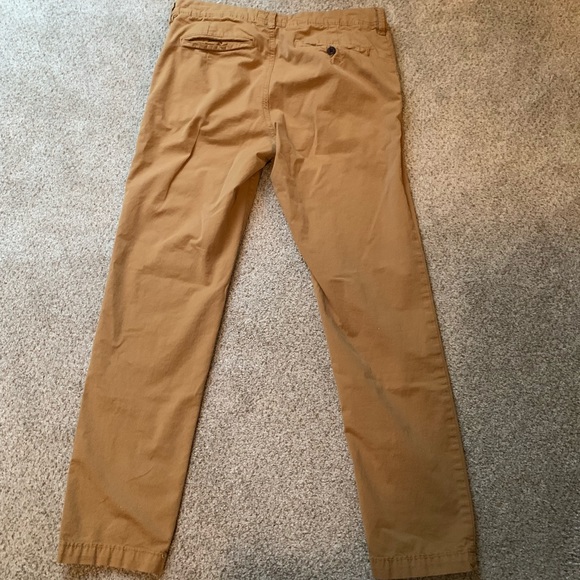 Men’s American Eagle Khaki Pants - Picture 2 of 5
